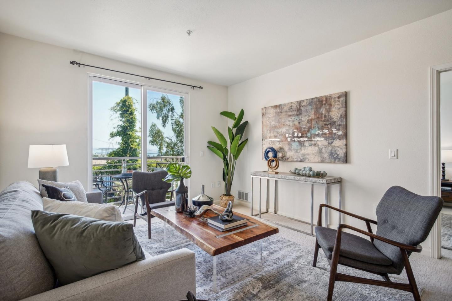 Detail Gallery Image 4 of 40 For 401 Crescent Ct #4206,  San Francisco,  CA 94134 - 2 Beds | 2 Baths