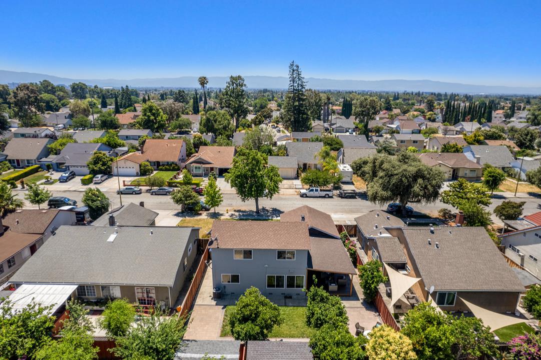 Detail Gallery Image 24 of 33 For 1336 Mich Bluff Dr, San Jose,  CA 95131 - 4 Beds | 2 Baths