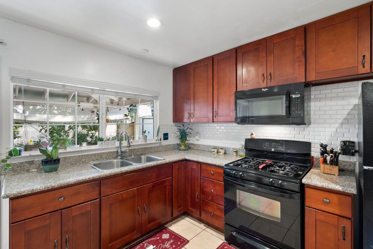 Detail Gallery Image 11 of 27 For 1737 Crucero Dr, San Jose,  CA 95122 - 3 Beds | 1/1 Baths