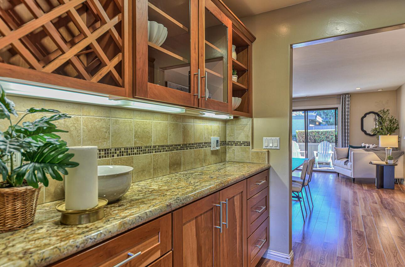 Detail Gallery Image 13 of 32 For 62 Montsalas Dr, Monterey,  CA 93940 - 3 Beds | 2/1 Baths