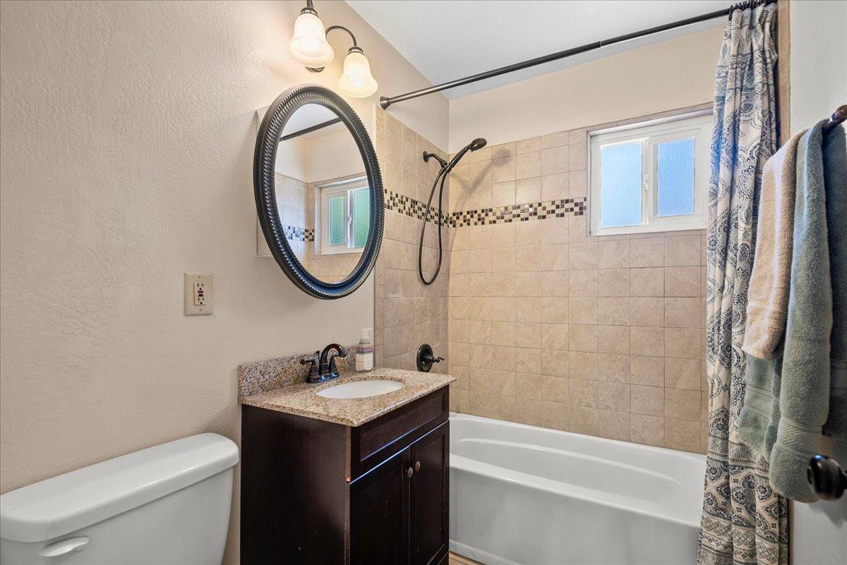 Detail Gallery Image 21 of 27 For 776 Laurel Dr, Livermore,  CA 94551 - 3 Beds | 2/1 Baths