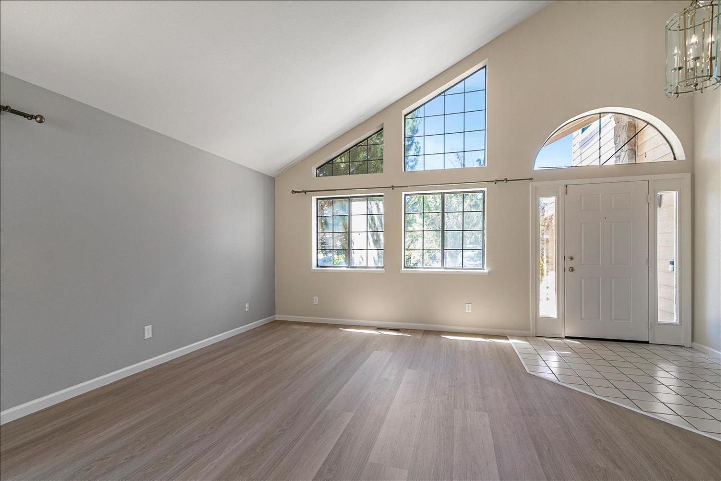 Detail Gallery Image 7 of 50 For 360 Wellfleet Dr, Vallejo,  CA 94591 - 4 Beds | 3 Baths