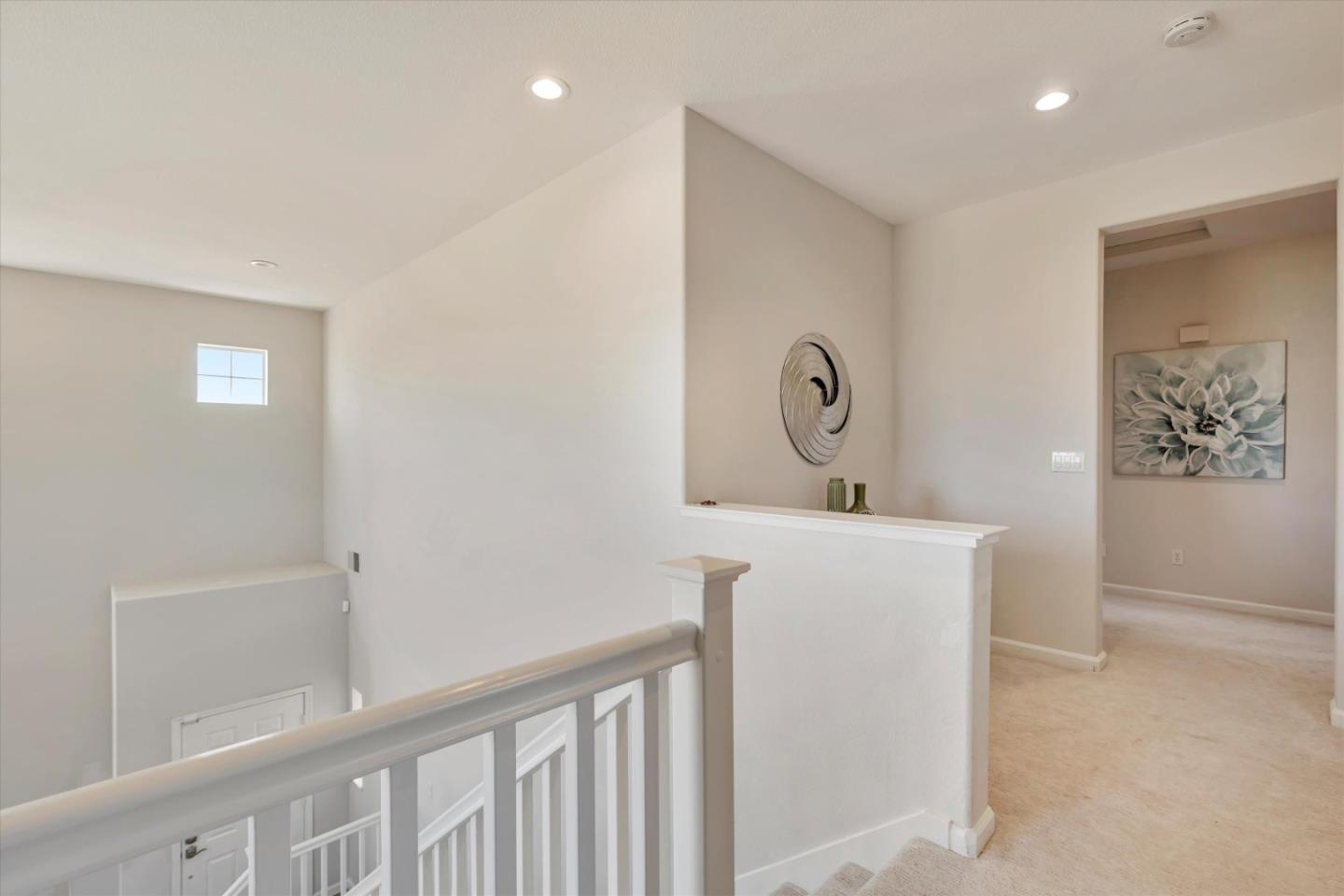 Detail Gallery Image 15 of 42 For 252 Comeabout Cir, Pittsburg,  CA 94565 - 4 Beds | 2/1 Baths