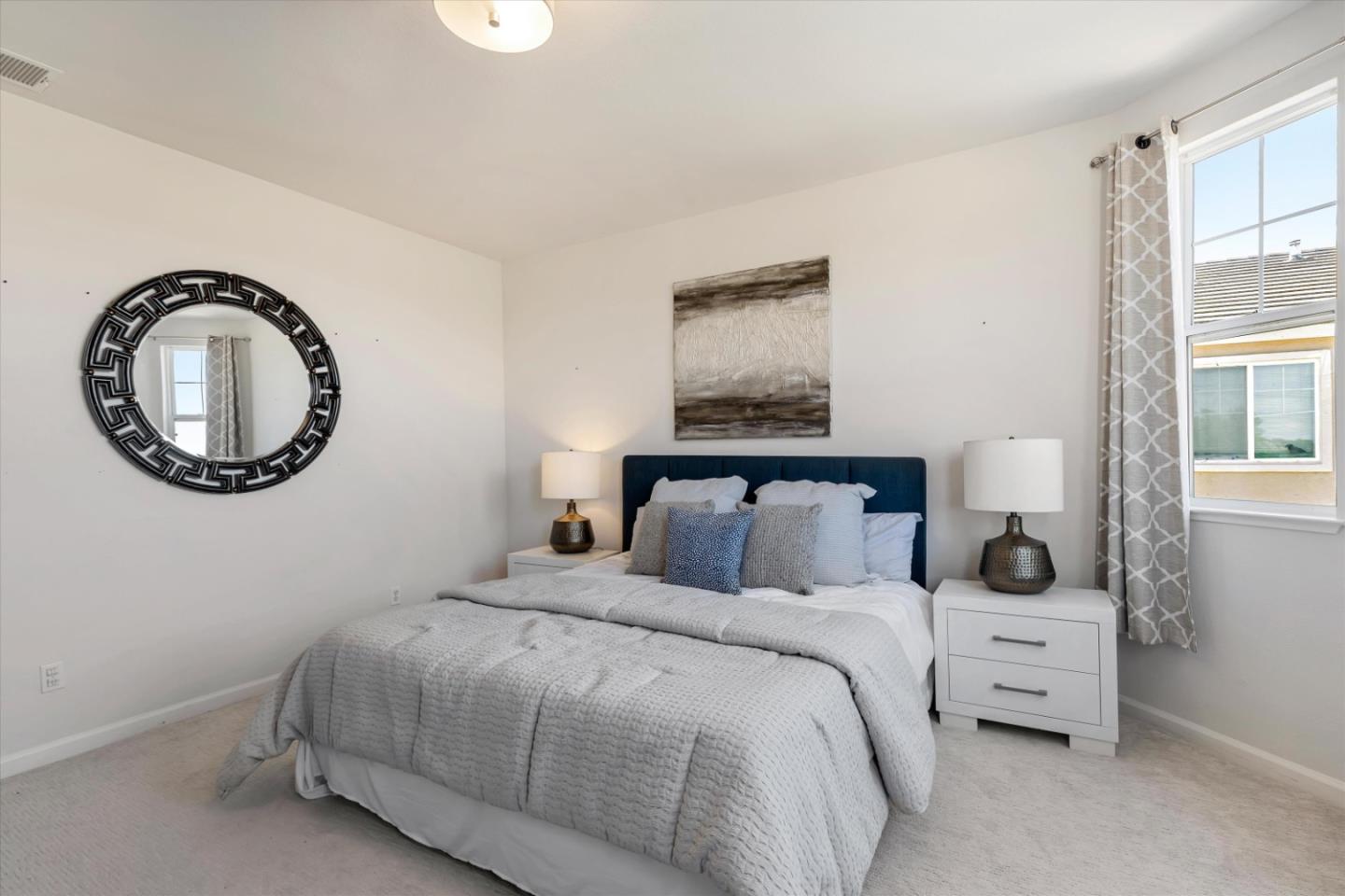 Detail Gallery Image 17 of 42 For 252 Comeabout Cir, Pittsburg,  CA 94565 - 4 Beds | 2/1 Baths