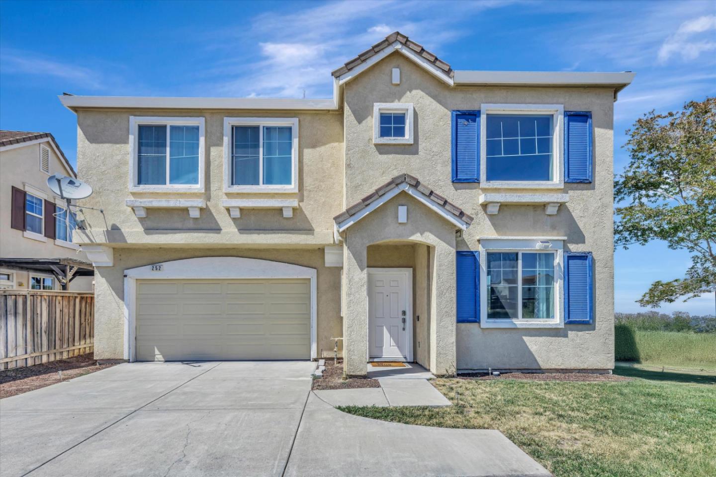 Detail Gallery Image 37 of 42 For 252 Comeabout Cir, Pittsburg,  CA 94565 - 4 Beds | 2/1 Baths