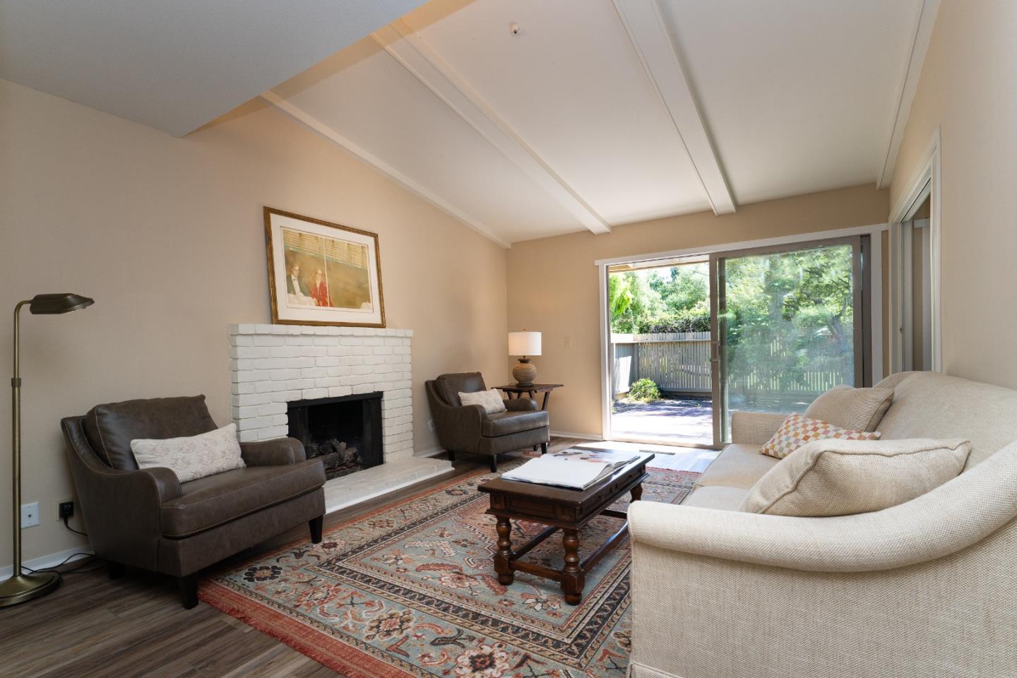 Detail Gallery Image 1 of 1 For 151 Hacienda Carmel, Carmel,  CA 93923 - 1 Beds | 1 Baths