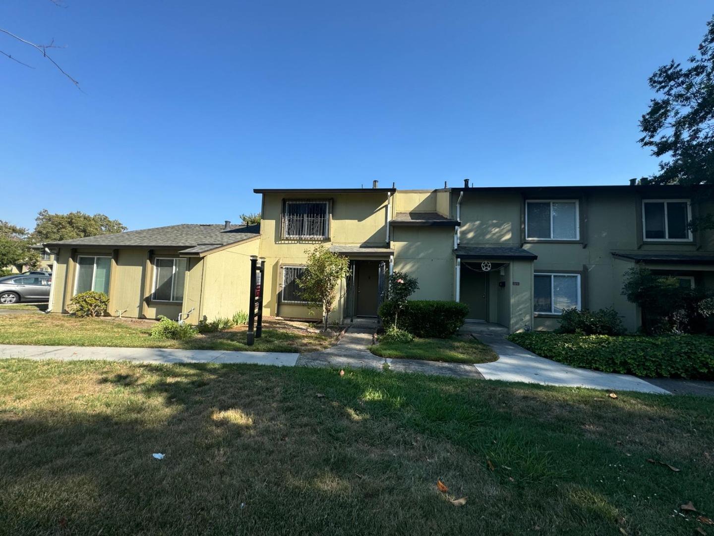 Detail Gallery Image 1 of 1 For 1947 Sweetgum Ct, San Jose,  CA 95131 - 3 Beds | 1/1 Baths