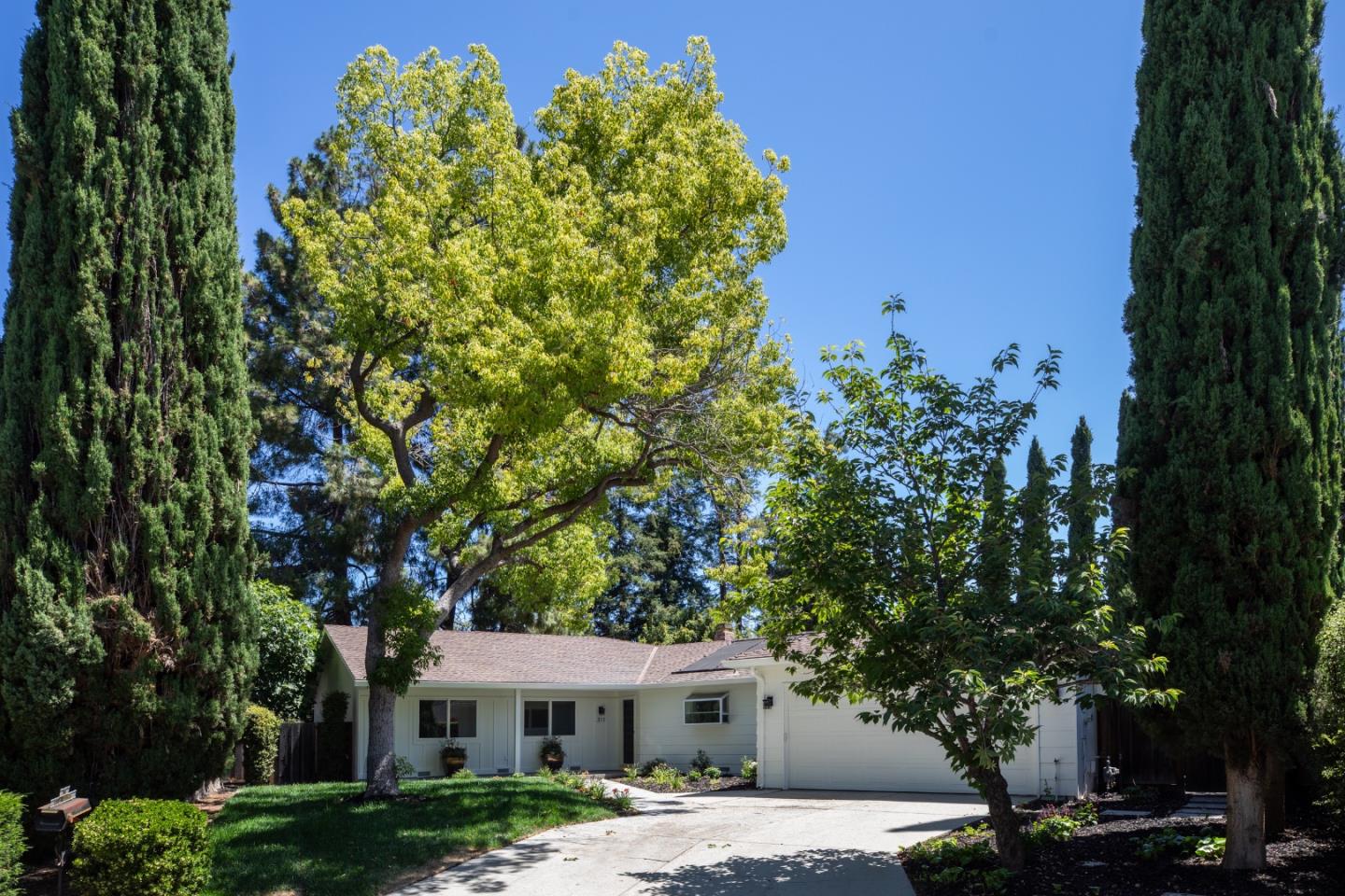 Detail Gallery Image 1 of 1 For 311 Marich Way, Los Altos,  CA 94022 - 4 Beds | 2/1 Baths