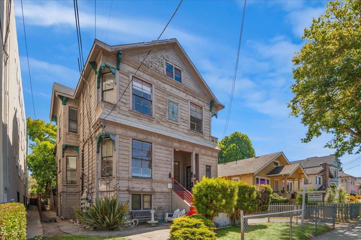 OPEN HOUSE TUESDAY JULY 16TH 10:00 AM-12:00 PM  This is an extraordinary investment opportunity: a well-maintained 8-unit apartment complex located at 2025 San Jose Avenue, Alameda, CA 94501.  This property boasts an impressive configuration of two spacious 1-bedroom, 1-bath units, and six charming studio units. Additional features include an on-site laundry room, a spacious back courtyard, and two garages currently being leased as storage units. With a generous 4,640 square feet of living space on a 0.17-acre lot, there's plenty of room to appreciate and grow.  What makes 2025 San Jose Ave truly stand out is its unbeatable location. Nestled in the vibrant heart of Alameda, you'll be less than five miles away from the San Francisco Bay Oakland International Airport, trendy shops, and lively local entertainment. Plus, the world-renowned Oakland Coliseum is only four miles away!   Investors will be drawn to the high and consistent rental demand, the unique charm of the building, and its proximity to key amenities and landmarks. This is a rare chance to invest in Alamedas most desirable areas.