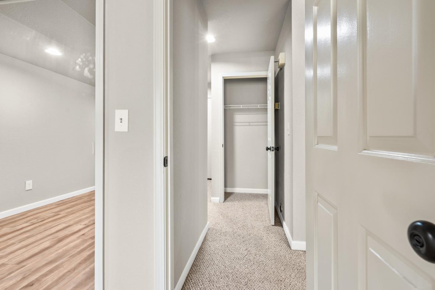 Detail Gallery Image 20 of 33 For 1722 Parkview Green Cir, San Jose,  CA 95131 - 1 Beds | 1 Baths