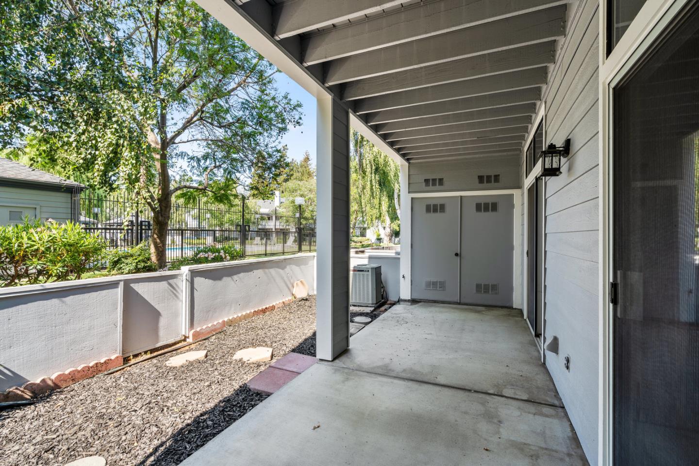 Detail Gallery Image 23 of 33 For 1722 Parkview Green Cir, San Jose,  CA 95131 - 1 Beds | 1 Baths