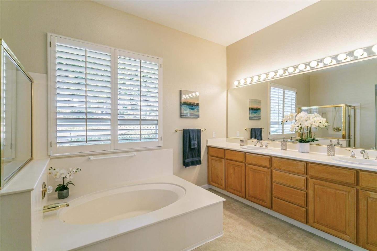 Detail Gallery Image 29 of 54 For 8877 Wine Valley Cir, San Jose,  CA 95135 - 3 Beds | 2 Baths