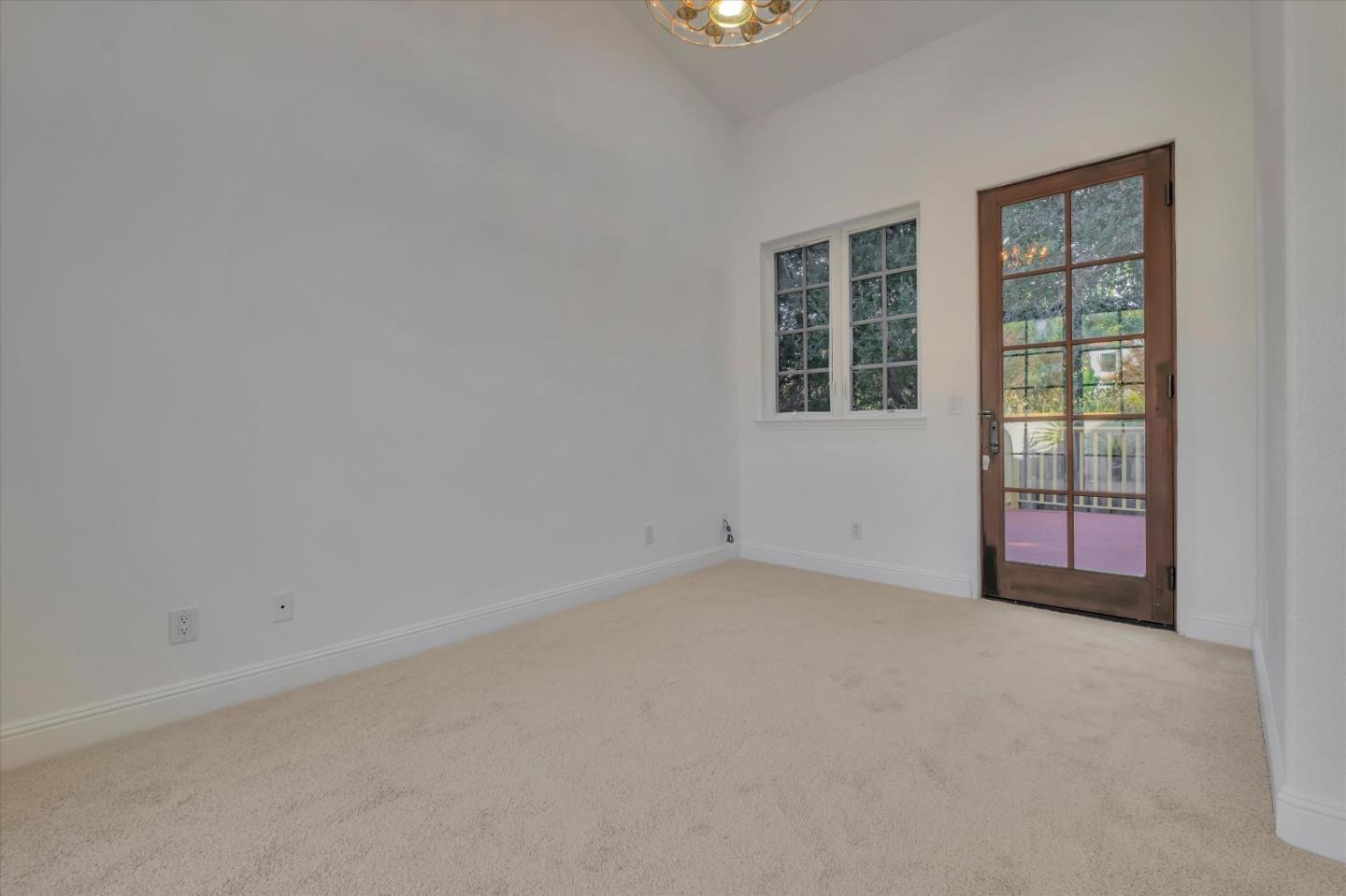 Detail Gallery Image 20 of 48 For 243 Harbor Beach Ct, Santa Cruz,  CA 95062 - 3 Beds | 2/1 Baths