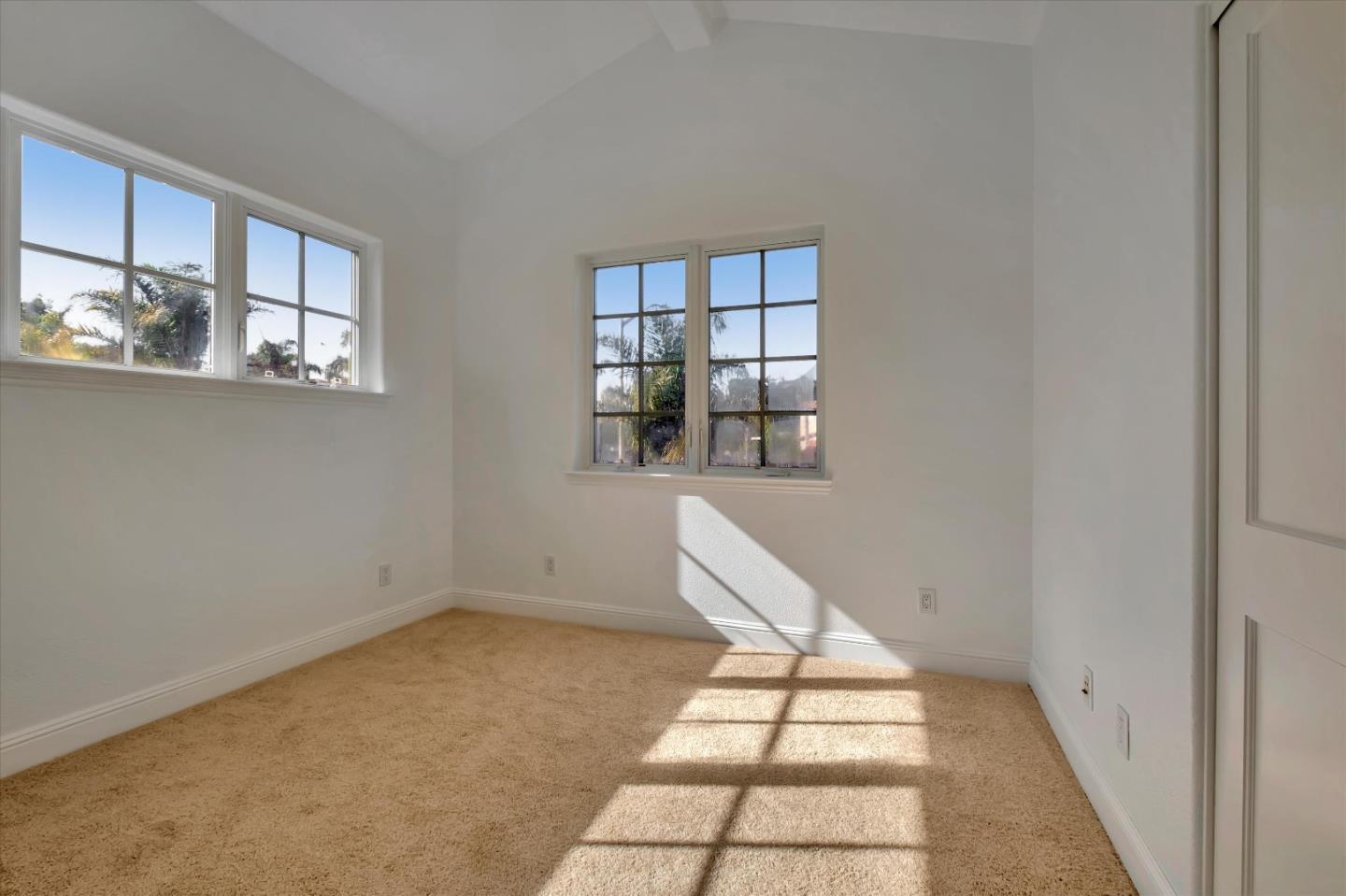 Detail Gallery Image 29 of 48 For 243 Harbor Beach Ct, Santa Cruz,  CA 95062 - 3 Beds | 2/1 Baths