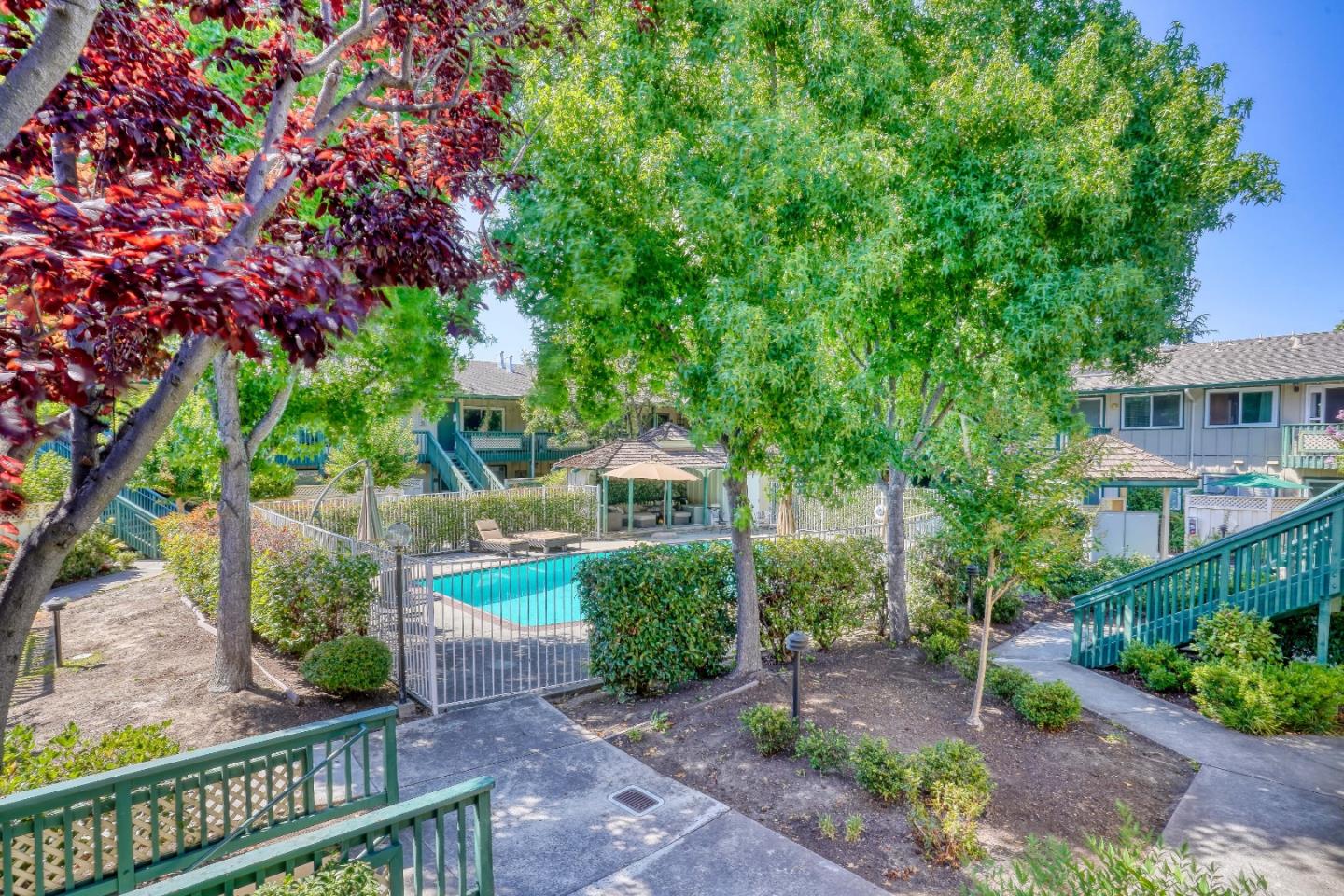 Detail Gallery Image 20 of 26 For 2025 California St #18,  Mountain View,  CA 94040 - 1 Beds | 1 Baths