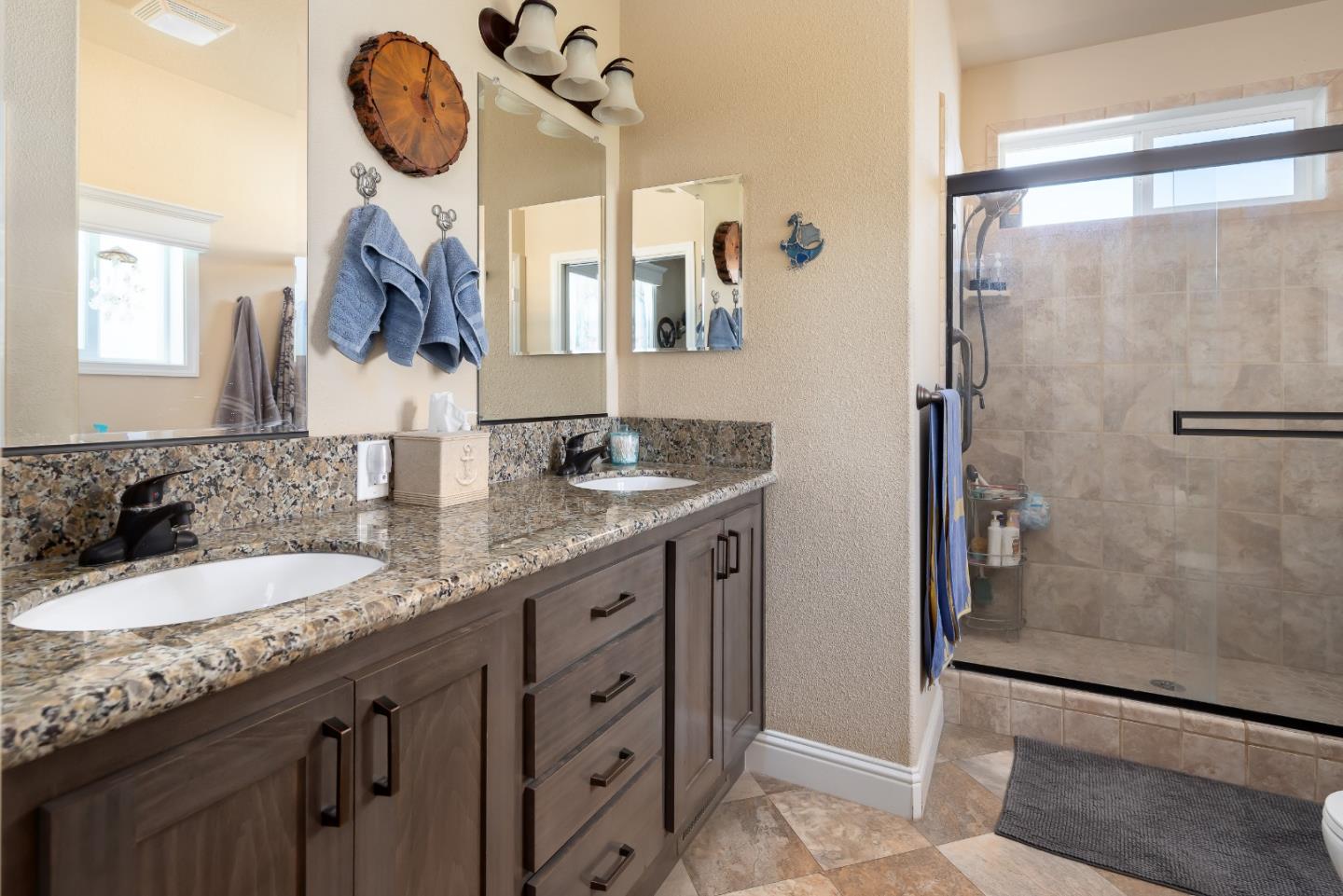 Detail Gallery Image 11 of 16 For 275 Burnett Ave #12,  Morgan Hill,  CA 95037 - 2 Beds | 2 Baths