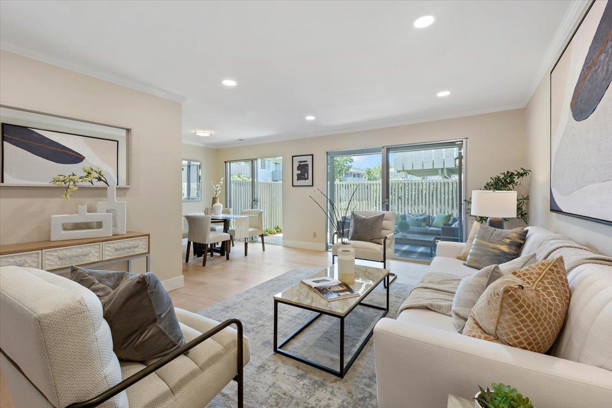 Detail Gallery Image 1 of 1 For 255 S Rengstorff Ave #39,  Mountain View,  CA 94040 - 2 Beds | 1 Baths