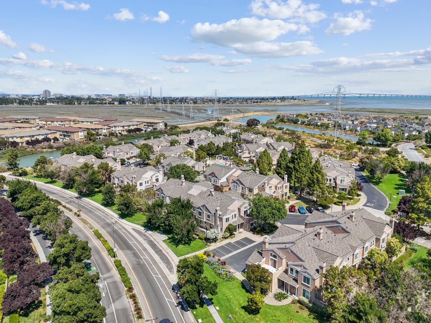 Detail Gallery Image 51 of 52 For 168 Positano Cir, Redwood City,  CA 94065 - 3 Beds | 2/1 Baths