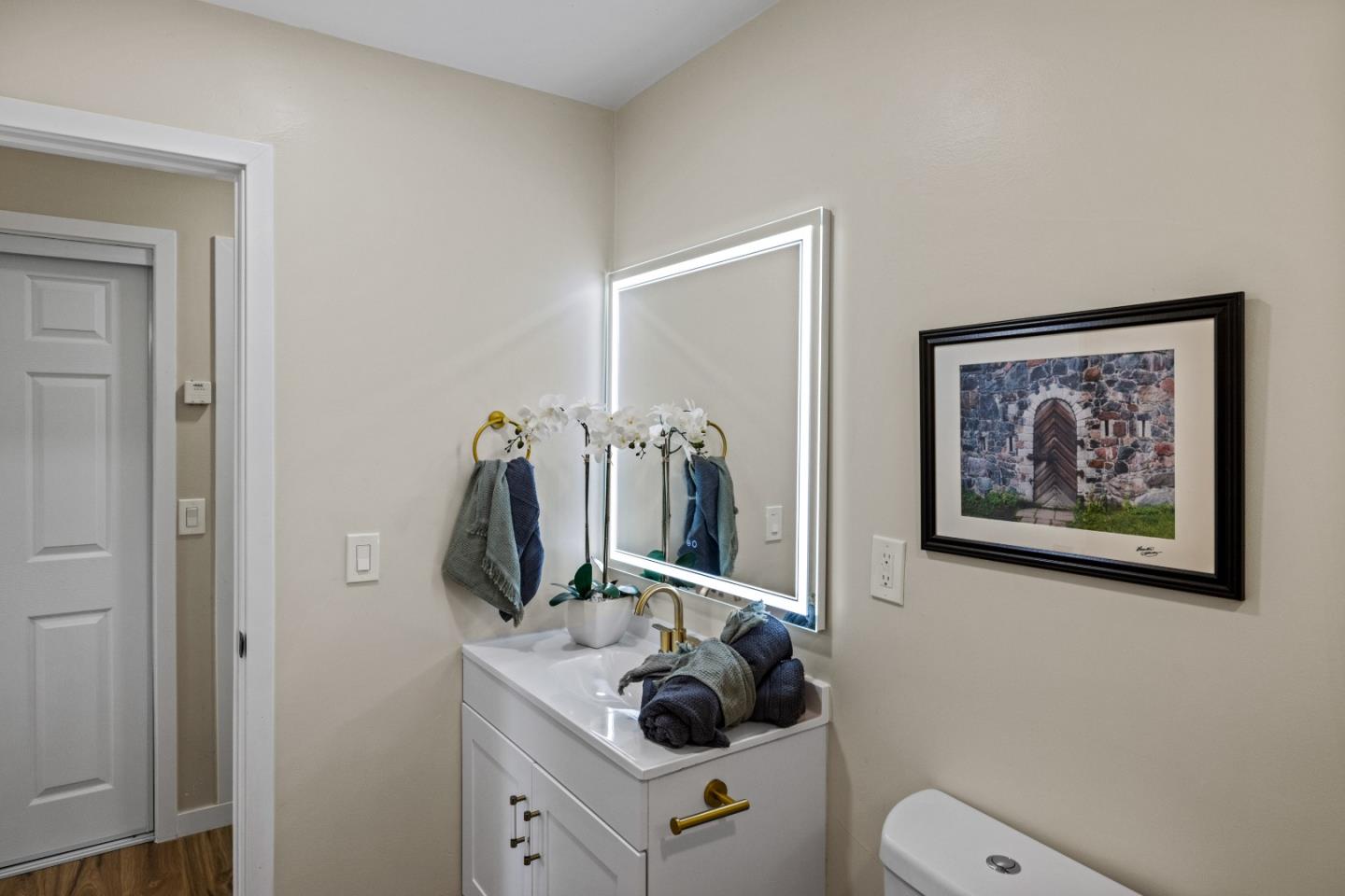 Detail Gallery Image 18 of 23 For 1759 Hilton St, Seaside,  CA 93955 - 3 Beds | 2 Baths