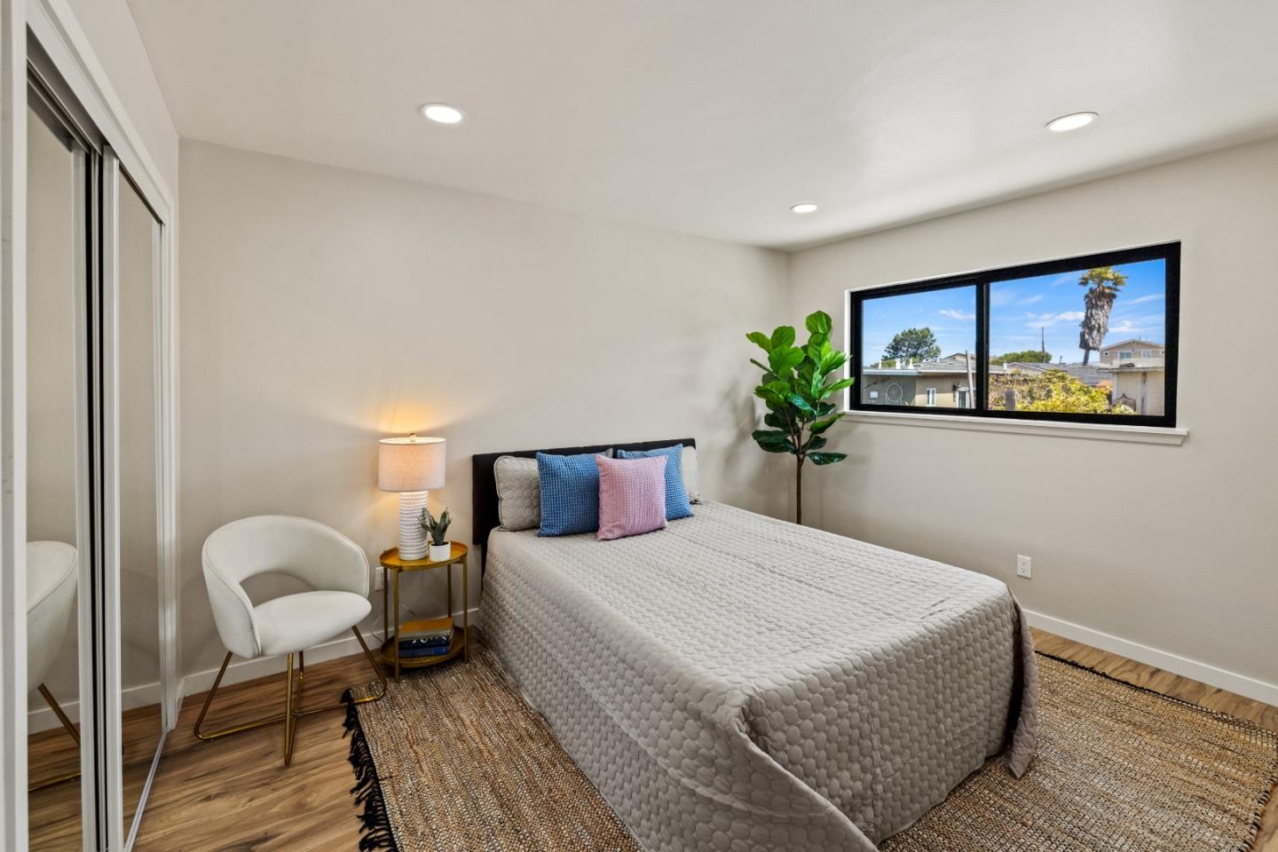 Detail Gallery Image 9 of 23 For 1759 Hilton St, Seaside,  CA 93955 - 3 Beds | 2 Baths