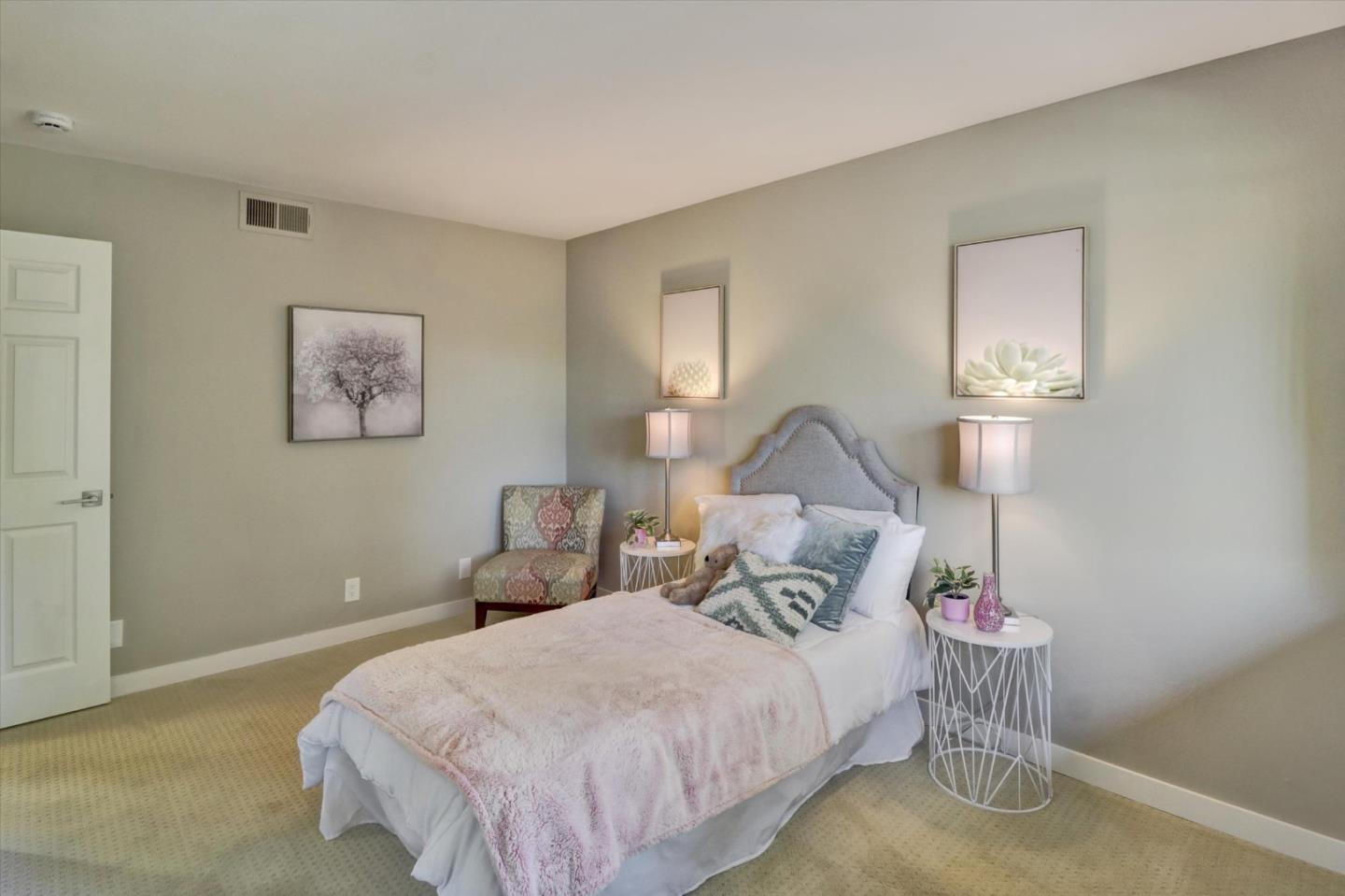 Detail Gallery Image 26 of 55 For 15400 Winchester Blvd #7,  Los Gatos,  CA 95030 - 3 Beds | 2/1 Baths