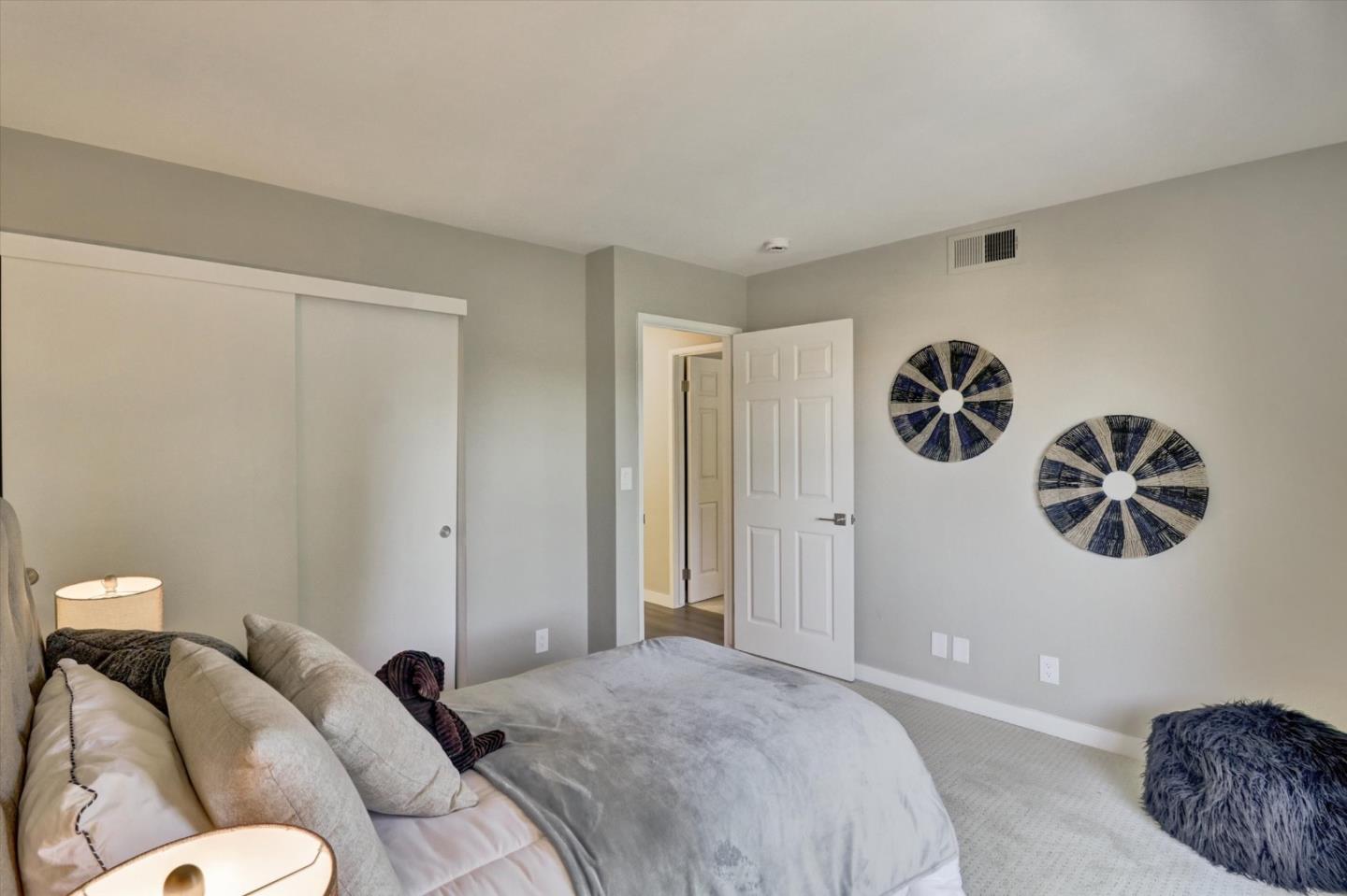 Detail Gallery Image 28 of 55 For 15400 Winchester Blvd #7,  Los Gatos,  CA 95030 - 3 Beds | 2/1 Baths