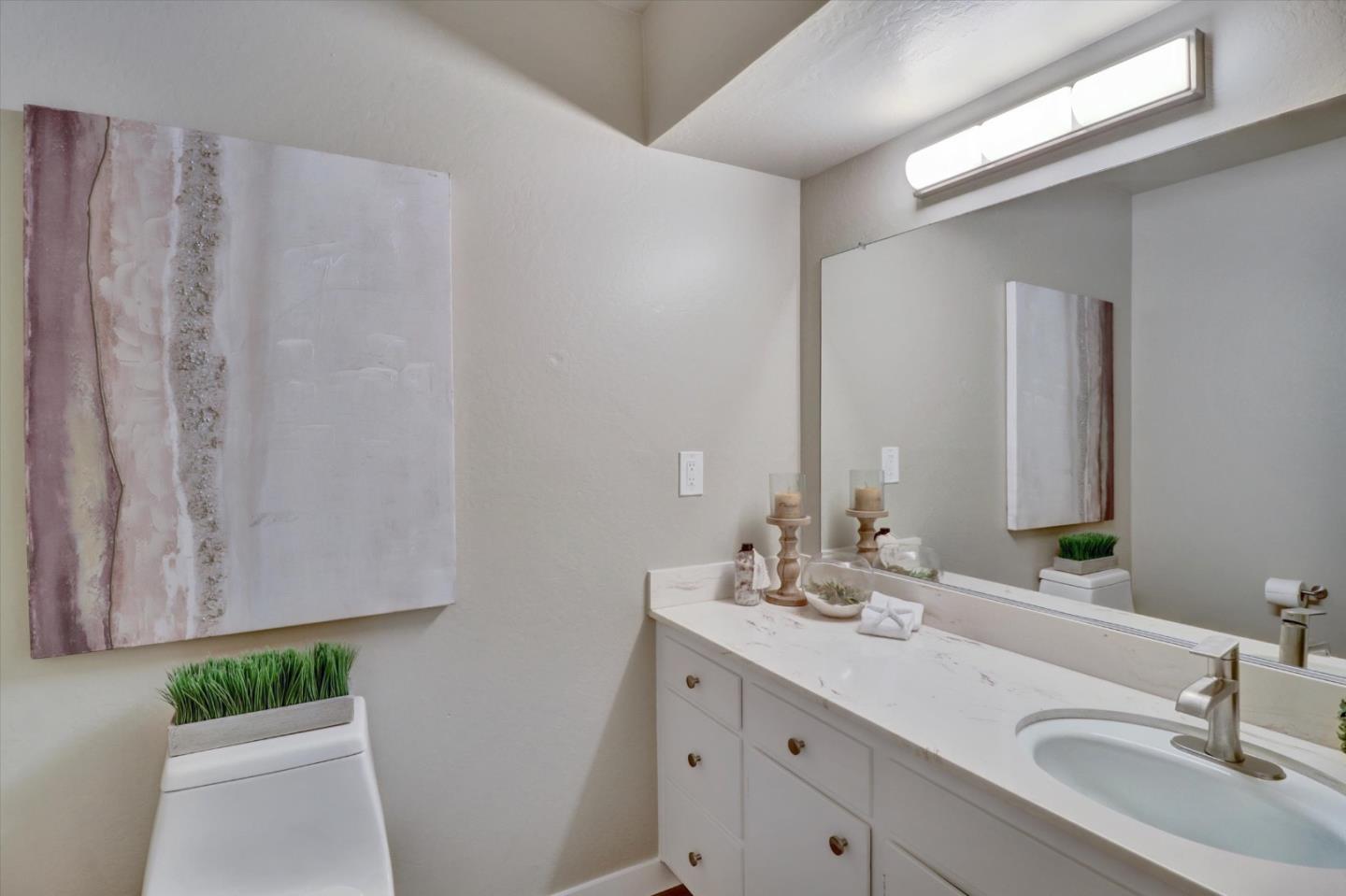 Detail Gallery Image 34 of 55 For 15400 Winchester Blvd #7,  Los Gatos,  CA 95030 - 3 Beds | 2/1 Baths