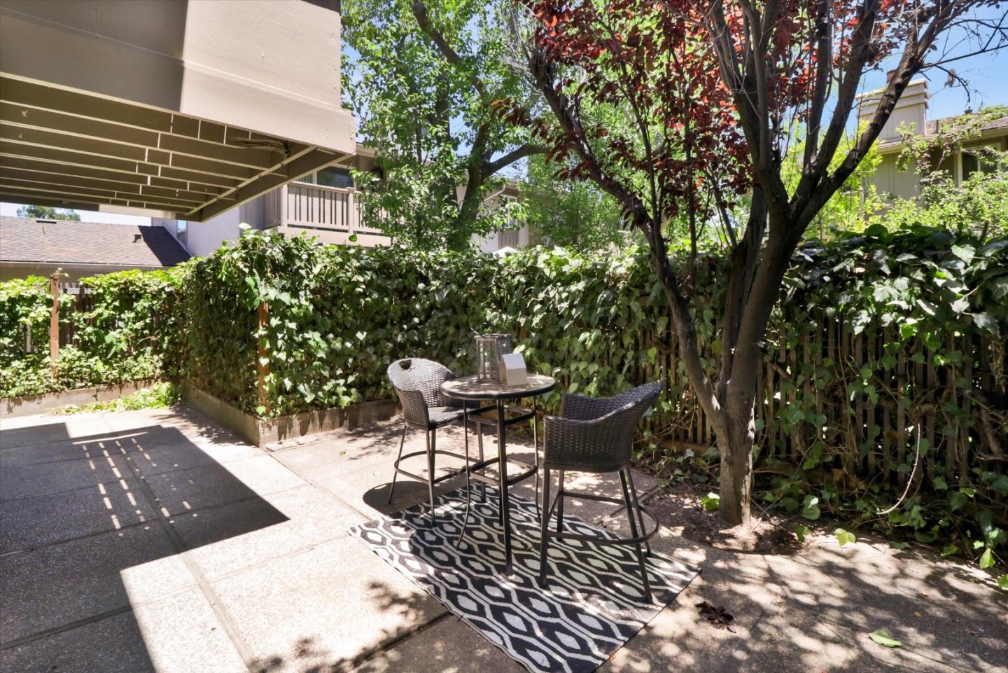 Detail Gallery Image 36 of 55 For 15400 Winchester Blvd #7,  Los Gatos,  CA 95030 - 3 Beds | 2/1 Baths