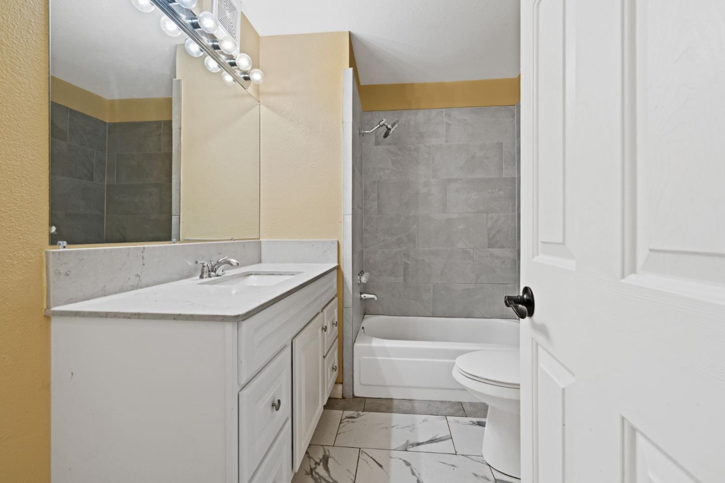 Detail Gallery Image 22 of 38 For 4015 Eureka Ave #0,  Clearlake,  CA 95422 - 3 Beds | 2 Baths