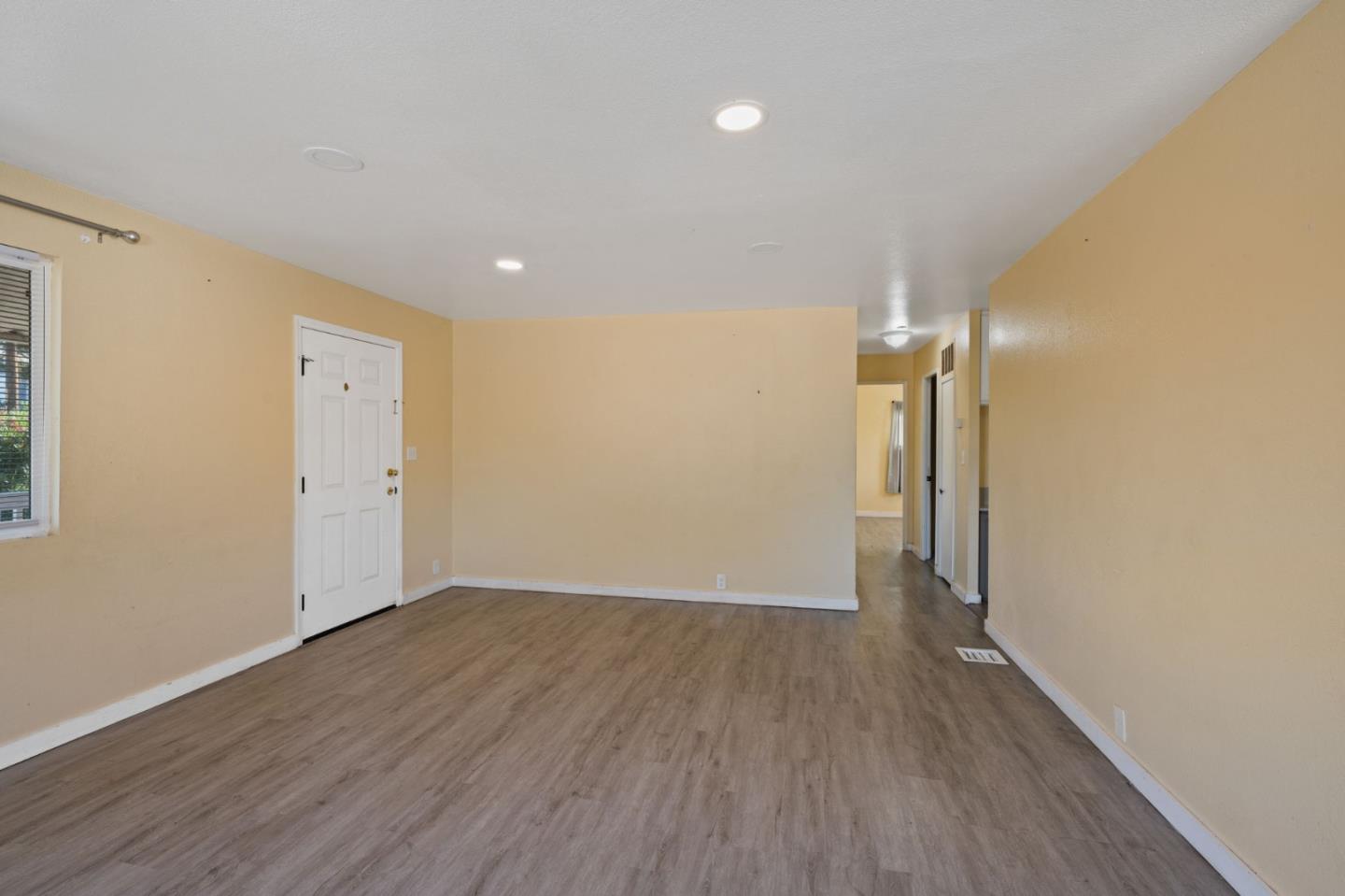 Detail Gallery Image 28 of 38 For 4015 Eureka Ave #0,  Clearlake,  CA 95422 - 3 Beds | 2 Baths