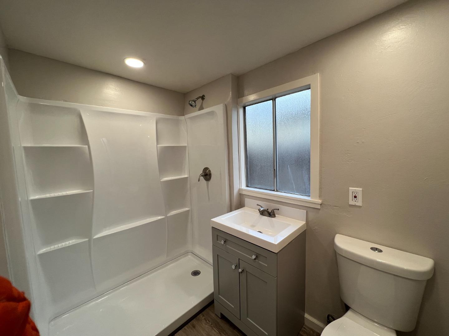 Detail Gallery Image 25 of 54 For 210 E Romie Ln, Salinas,  CA 93901 - – Beds | – Baths