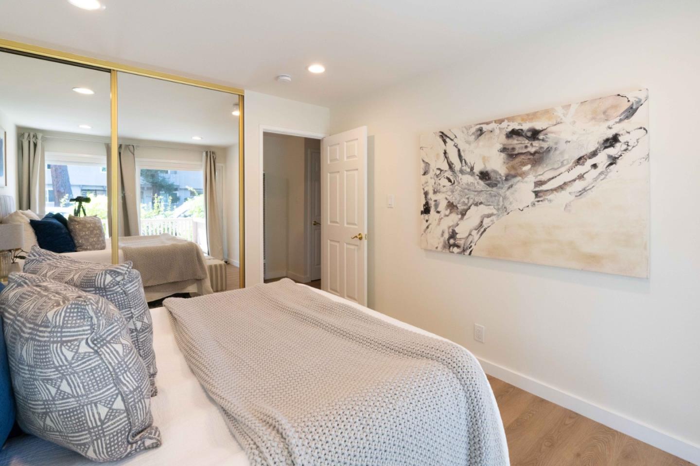 Detail Gallery Image 10 of 22 For 280 Easy St #113,  Mountain View,  CA 94043 - 2 Beds | 1 Baths