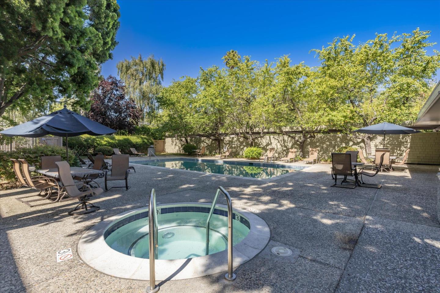 Detail Gallery Image 16 of 22 For 280 Easy St #113,  Mountain View,  CA 94043 - 2 Beds | 1 Baths