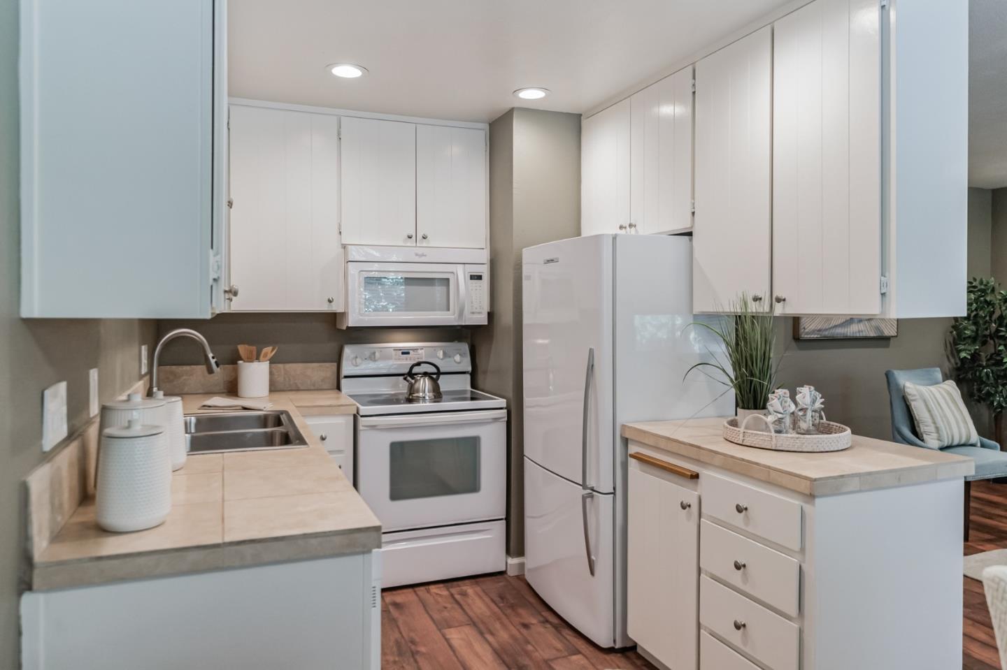 Detail Gallery Image 6 of 26 For 185 Union Ave #83,  Campbell,  CA 95008 - 1 Beds | 1 Baths