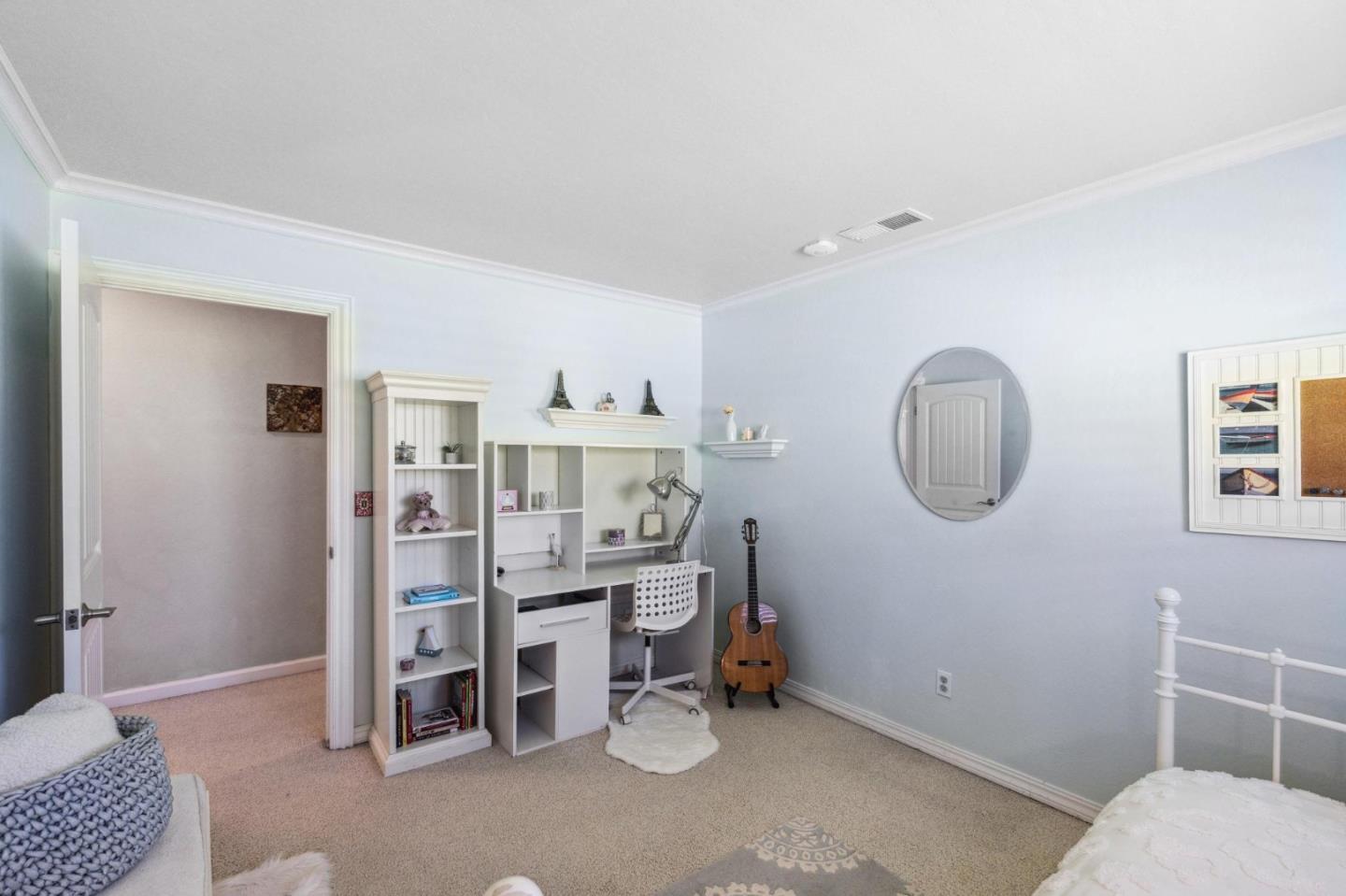 Detail Gallery Image 22 of 33 For 454 El Granada Blvd, El Granada,  CA 94018 - 3 Beds | 2/1 Baths