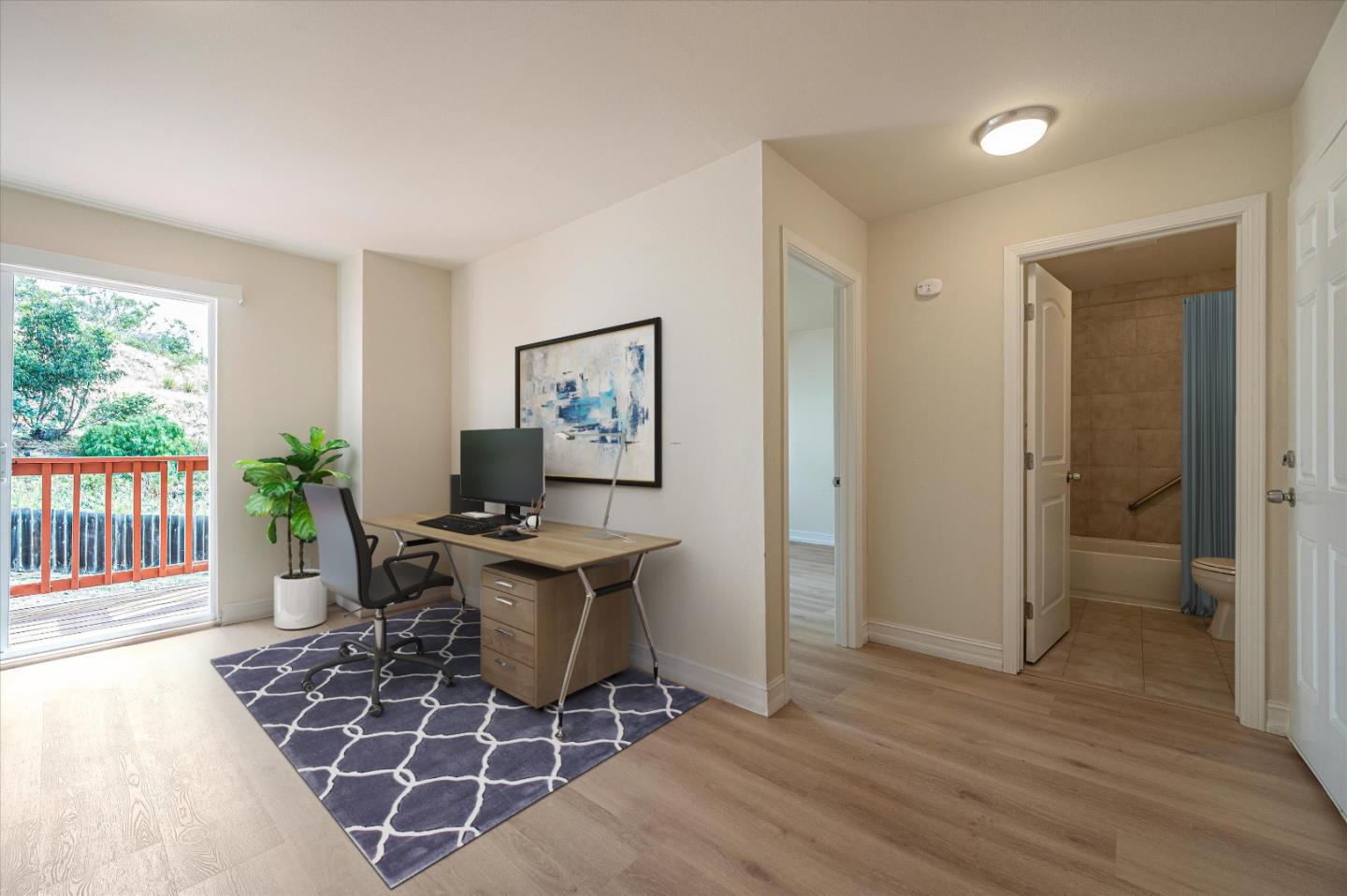 Detail Gallery Image 9 of 72 For 1032 Innes Ave, San Francisco,  CA 94124 - 4 Beds | 2 Baths