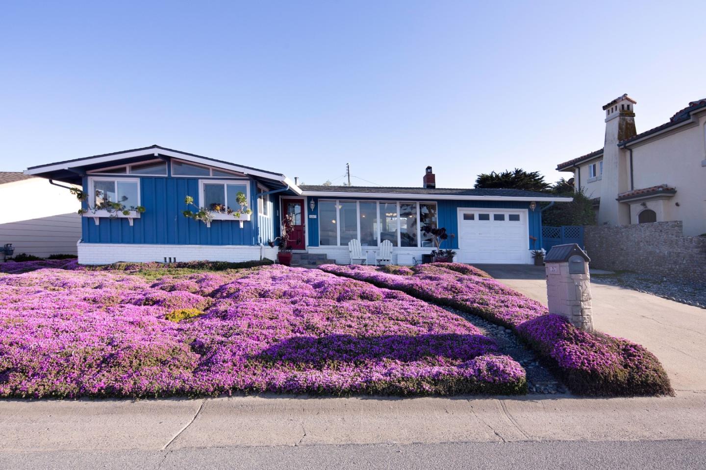 Detail Gallery Image 22 of 23 For 1267 Ocean View Blvd, Pacific Grove,  CA 93950 - 3 Beds | 1/1 Baths