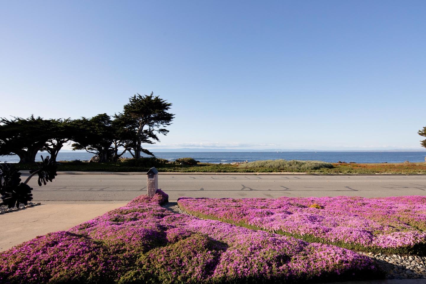 Detail Gallery Image 23 of 23 For 1267 Ocean View Blvd, Pacific Grove,  CA 93950 - 3 Beds | 1/1 Baths