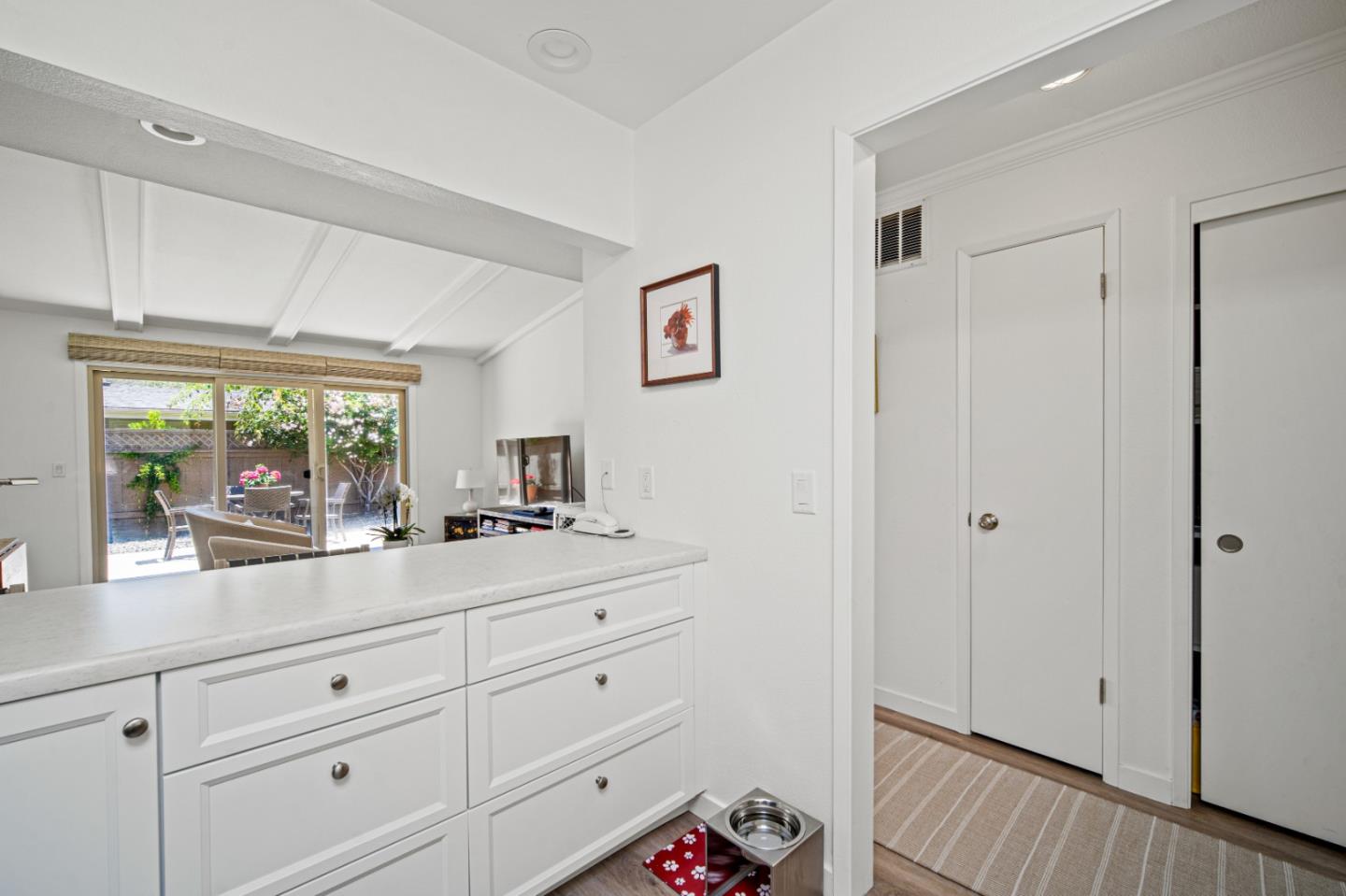 Detail Gallery Image 3 of 33 For 145 Hacienda Carmel, Carmel,  CA 93923 - 2 Beds | 2 Baths