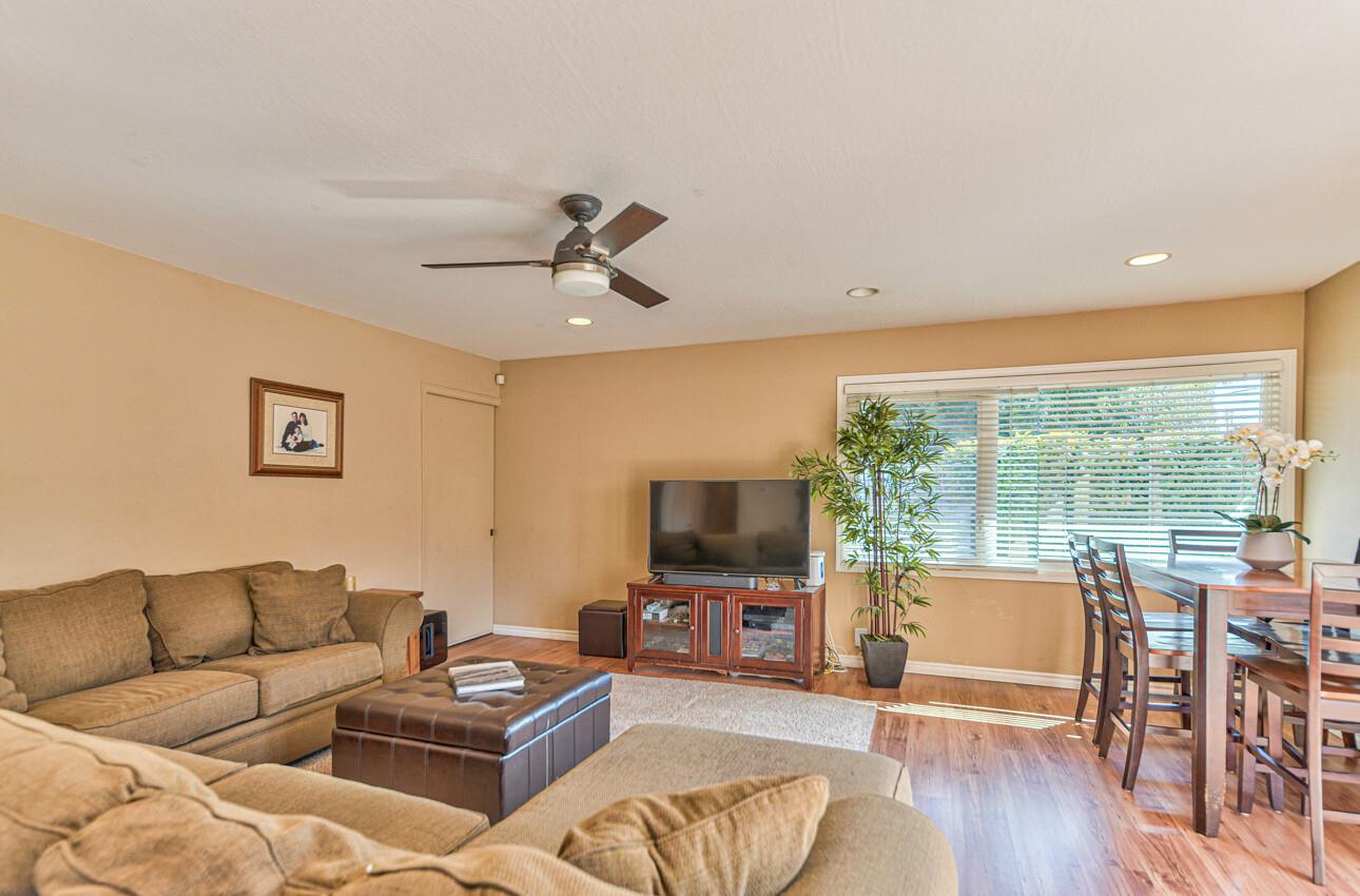 Detail Gallery Image 10 of 32 For 23 Santa Ana Dr, Salinas,  CA 93901 - 4 Beds | 2 Baths