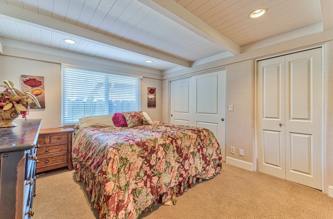 Detail Gallery Image 22 of 32 For 23 Santa Ana Dr, Salinas,  CA 93901 - 4 Beds | 2 Baths