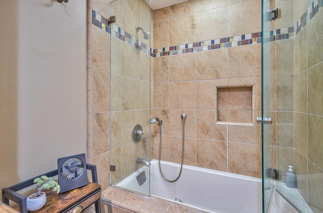 Detail Gallery Image 27 of 32 For 23 Santa Ana Dr, Salinas,  CA 93901 - 4 Beds | 2 Baths