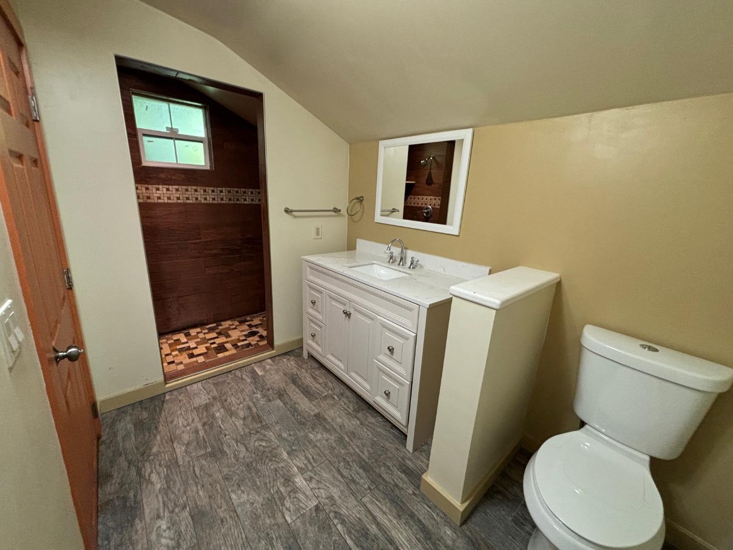 Detail Gallery Image 8 of 9 For 11570 Highway 9 #3,  Brookdale,  CA 95007 - 3 Beds | 2 Baths