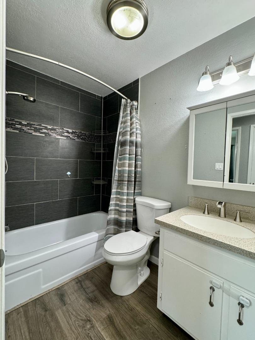 Detail Gallery Image 11 of 18 For 361 Clark St, Turlock,  CA 95380 - 3 Beds | 2 Baths