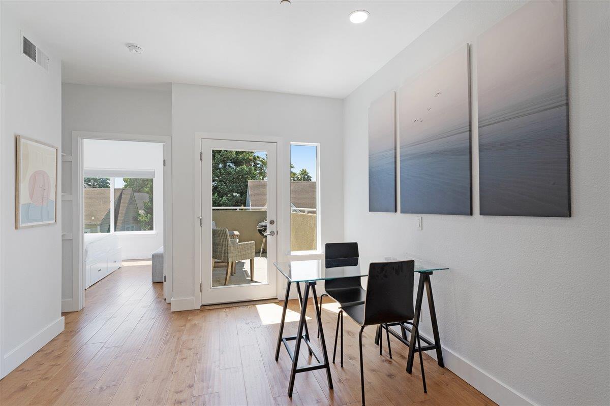 Detail Gallery Image 12 of 27 For 605 Pacific Ave #302,  Santa Cruz,  CA 95060 - 1 Beds | 1 Baths