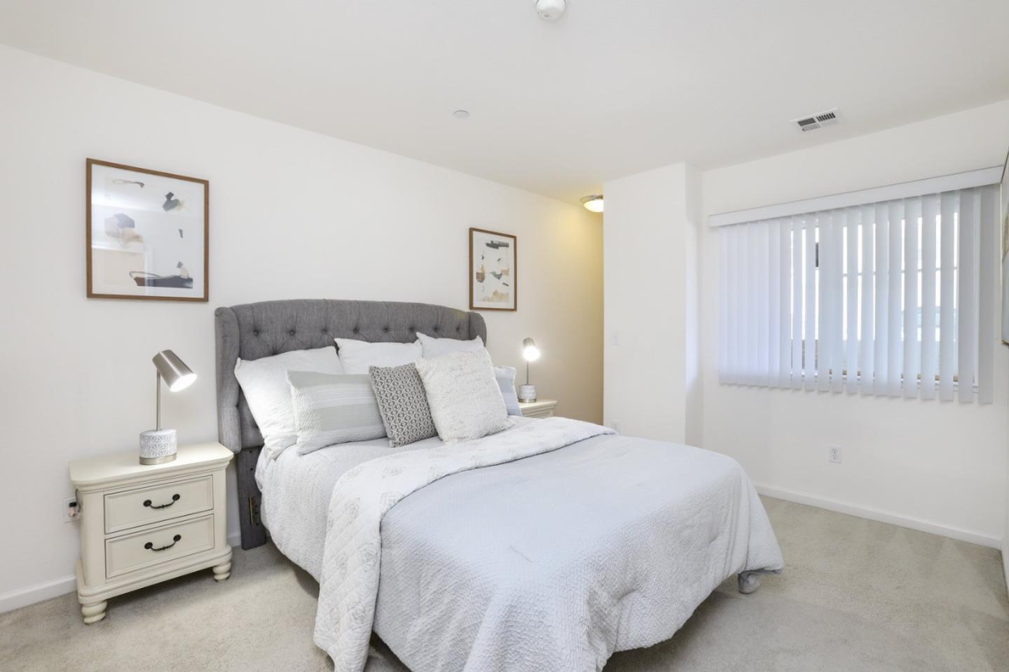 Detail Gallery Image 15 of 26 For 3128 Loma Verde Dr #115,  San Jose,  CA 95117 - 1 Beds | 1 Baths