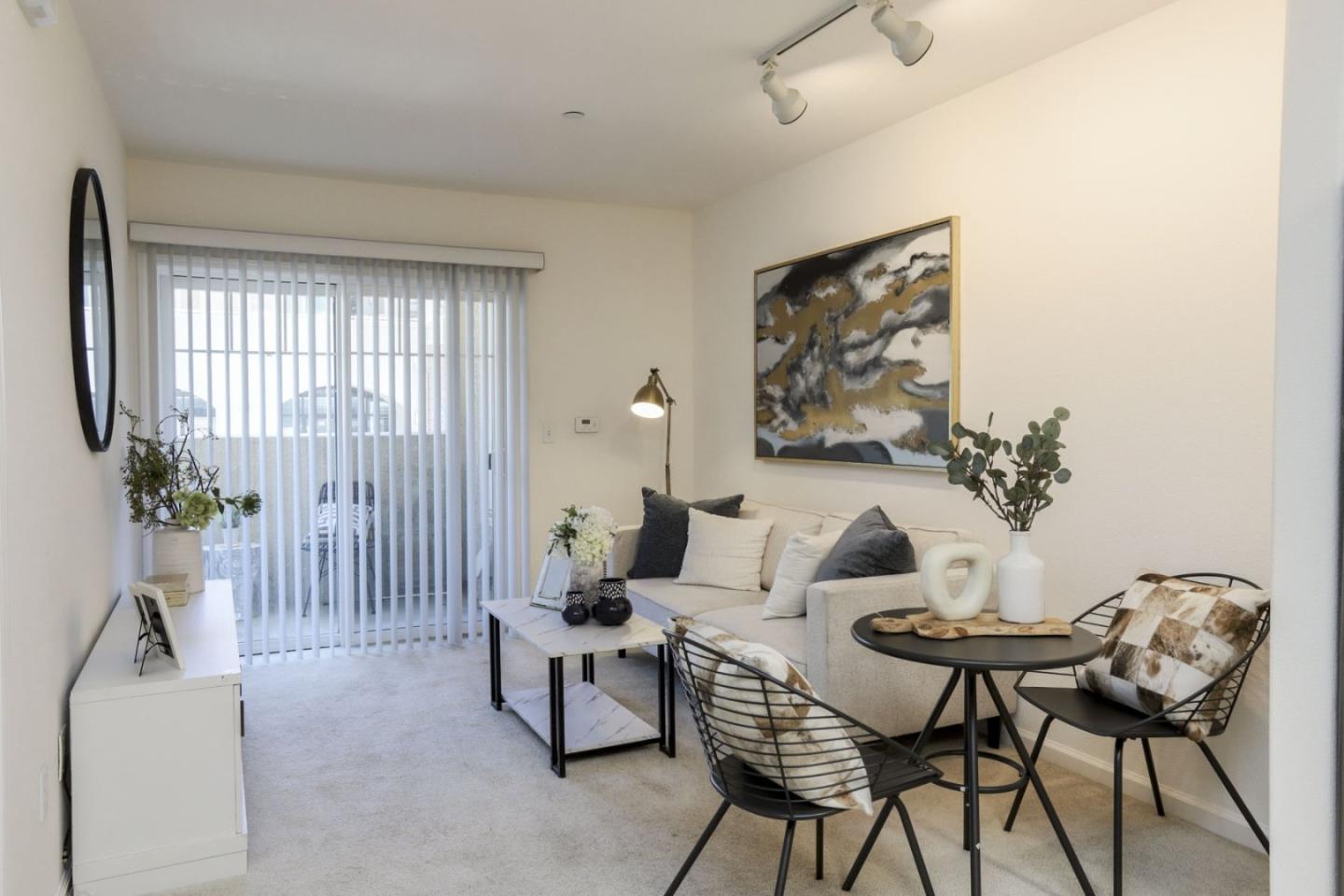 Detail Gallery Image 21 of 26 For 3128 Loma Verde Dr #115,  San Jose,  CA 95117 - 1 Beds | 1 Baths