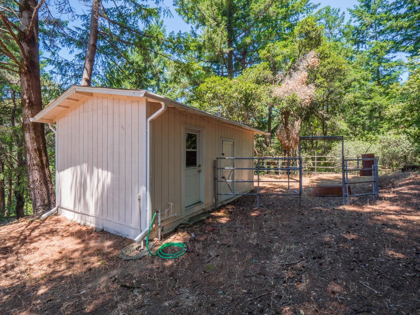 Detail Gallery Image 32 of 48 For 12333 Indian Trail Rd, Los Gatos,  CA 95033 - 4 Beds | 3/1 Baths