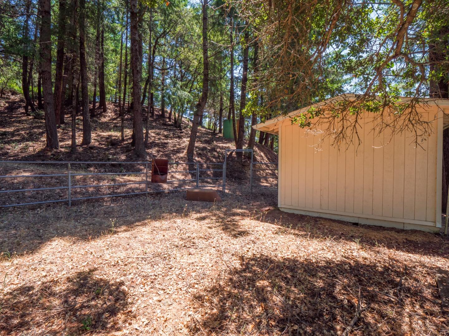 Detail Gallery Image 33 of 48 For 12333 Indian Trail Rd, Los Gatos,  CA 95033 - 4 Beds | 3/1 Baths