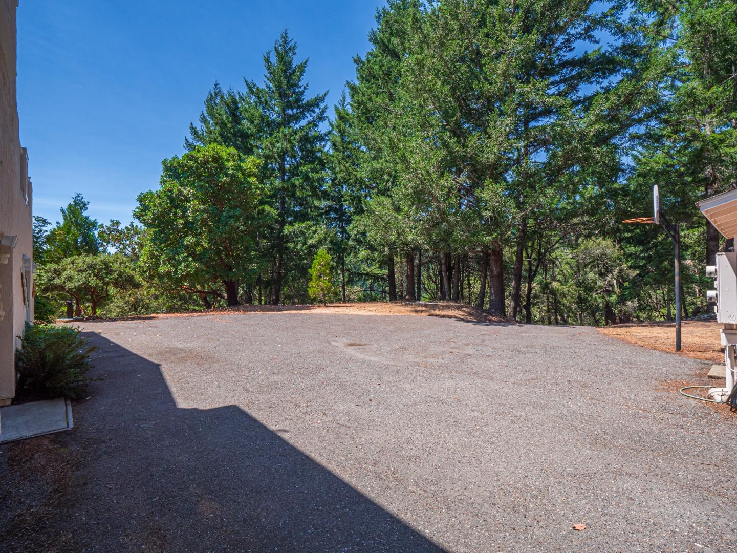 Detail Gallery Image 44 of 48 For 12333 Indian Trail Rd, Los Gatos,  CA 95033 - 4 Beds | 3/1 Baths